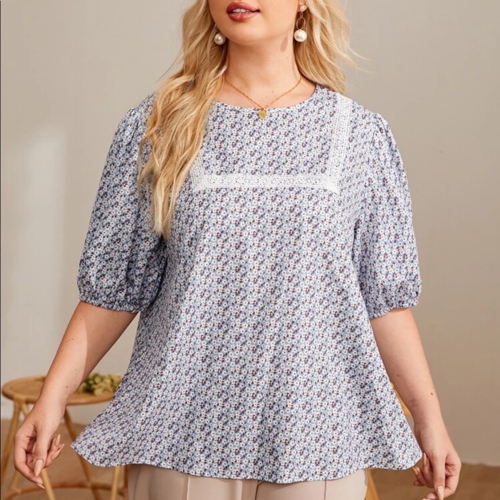 ℕ𝔼𝕎 𝗦𝗛𝗘𝗜𝗡 Curve Floral Blouse